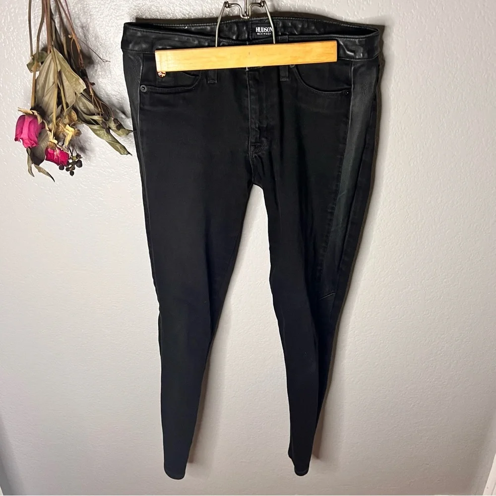 Hudson Women's | Leeloo Super Skinny Cropped black jeans, sz 27. Great used